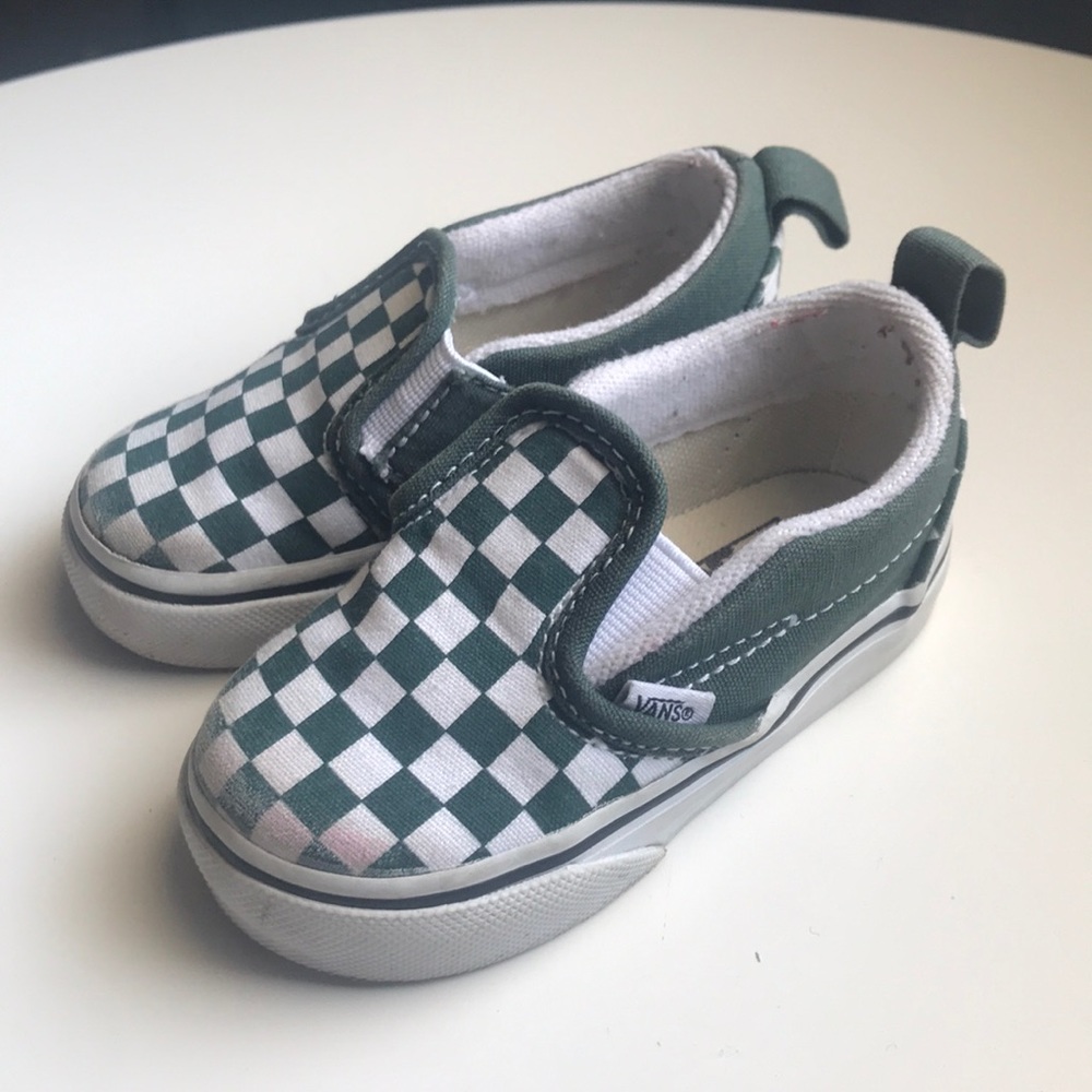 Green checkered baby vans